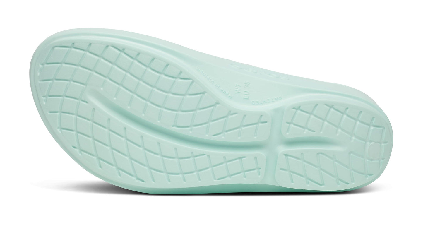 Marathon Sports Women's Oofos OOlala Luxe Sandal