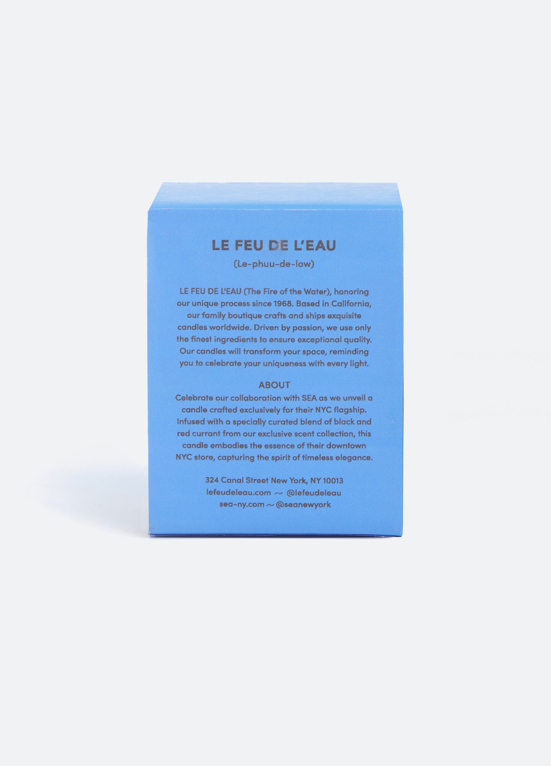 Sea New York Sea Candle - White