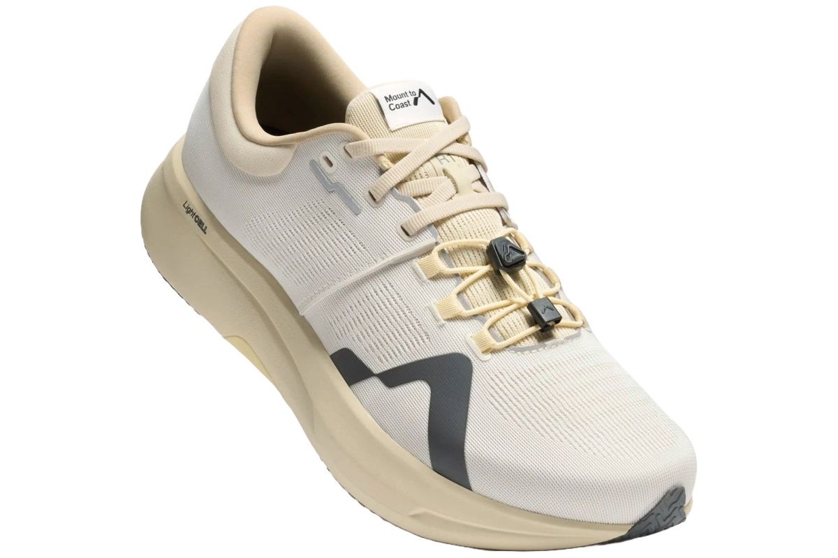 Marathon Sports Mount to Coast Women's R1