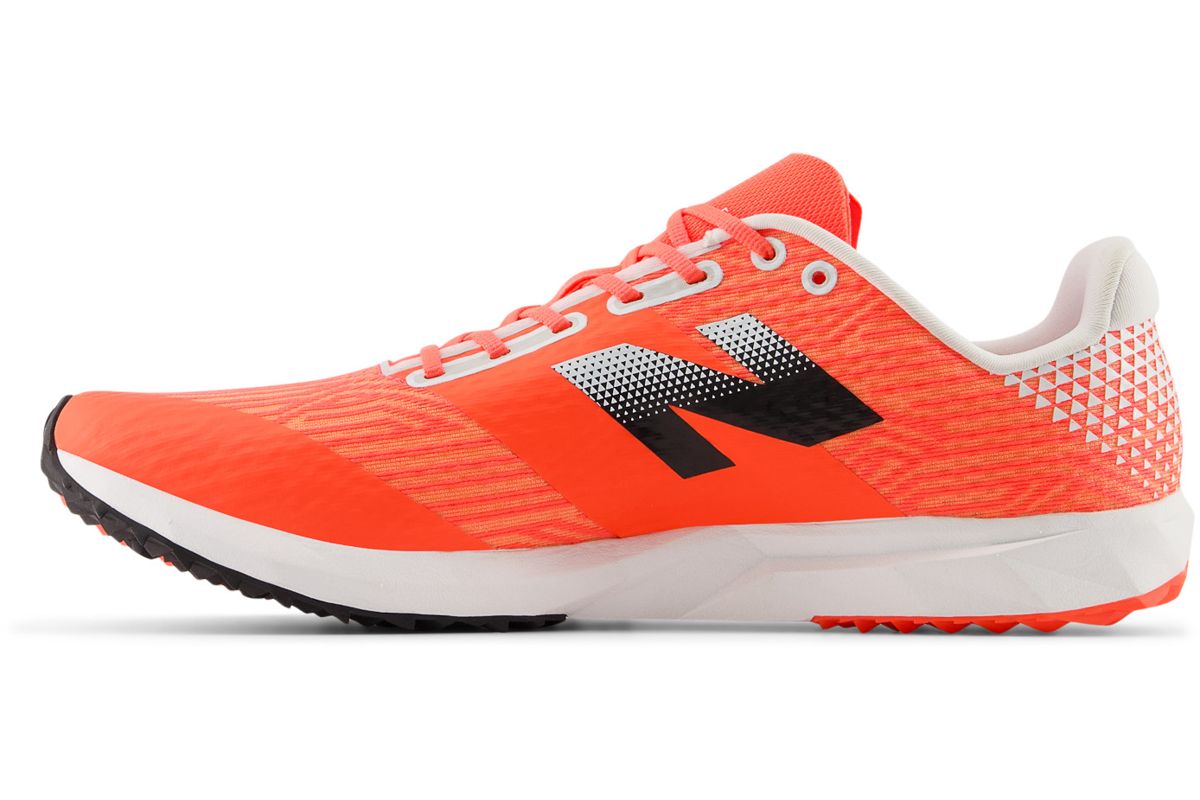 Marathon Sports New Balance Unisex XC7 v5 Spikeless