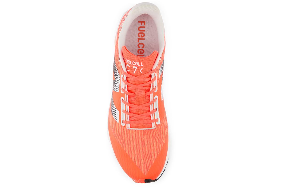 Marathon Sports New Balance Unisex XC7 v5 Spikeless
