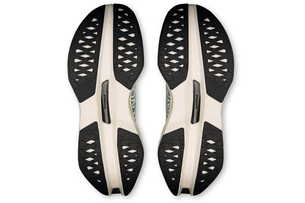 Marathon Sports On Running Men's Cloudboom Max