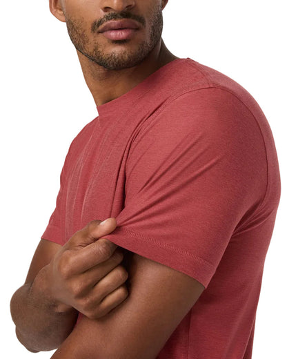 Marathon Sports Men's Vuori Strato Tech Tee