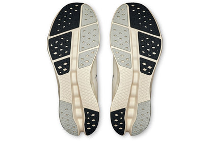 Marathon Sports On Running Men's Cloudsurfer 2