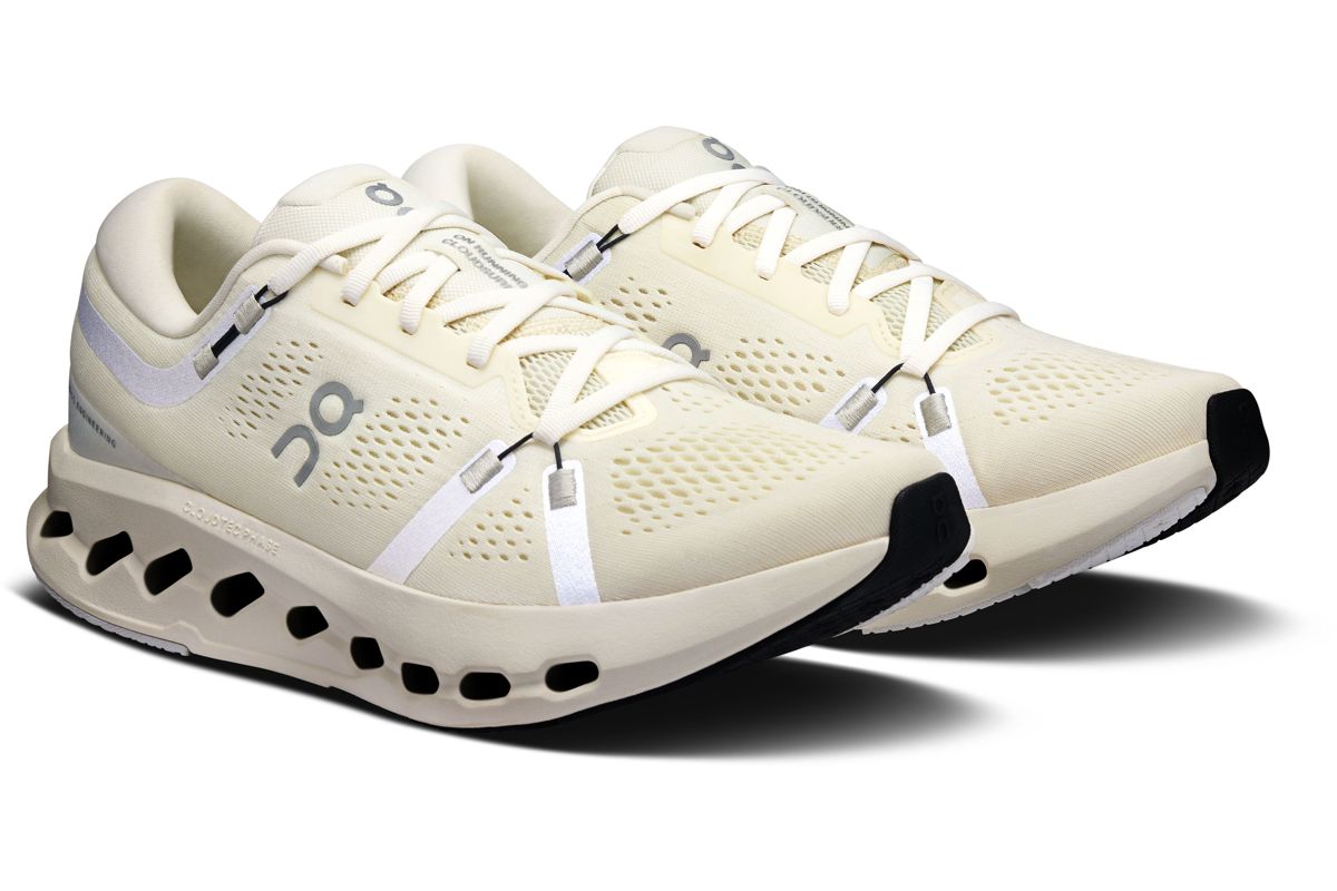Marathon Sports On Running Men's Cloudsurfer 2