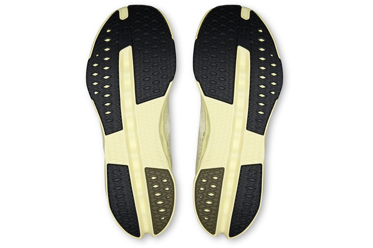 Marathon Sports On Running Men's Cloudsurfer Next