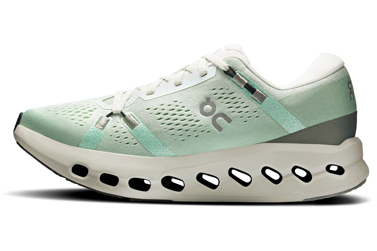 Marathon Sports On Running Women's Cloudsurfer 2