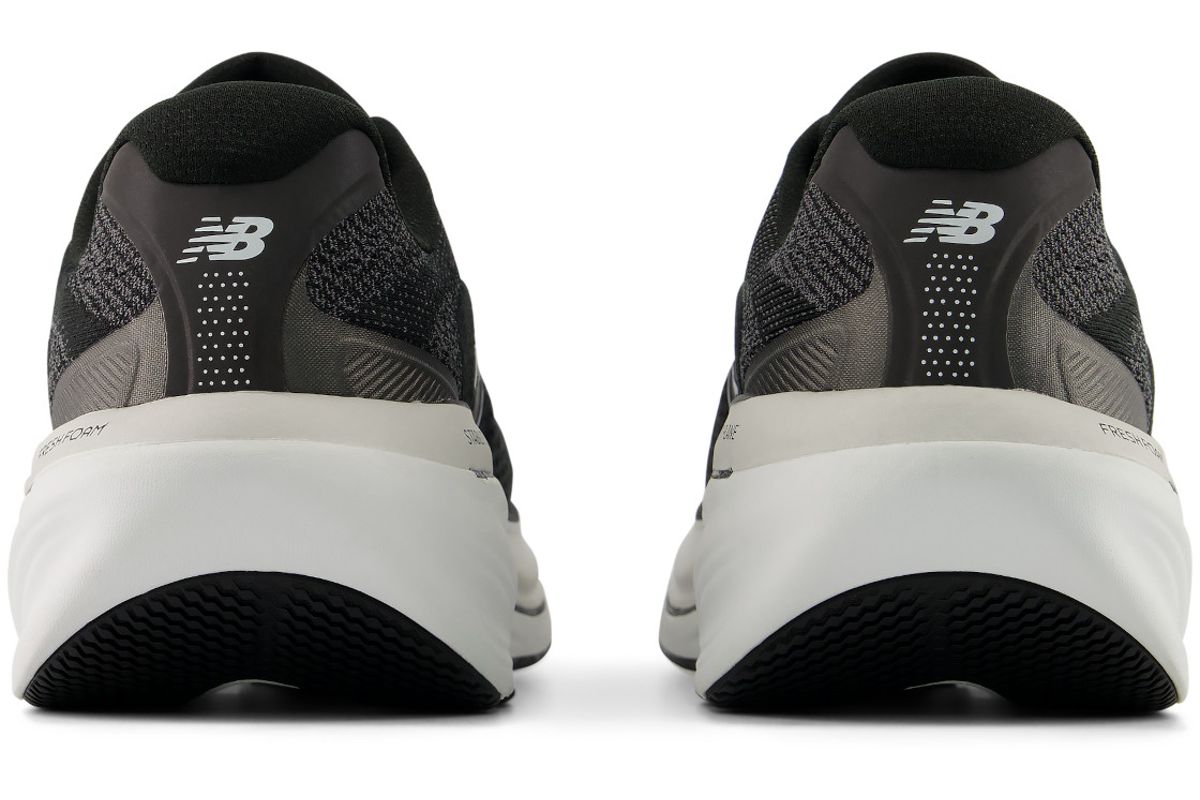 Marathon Sports New Balance Women's Fresh Foam X 860 v15