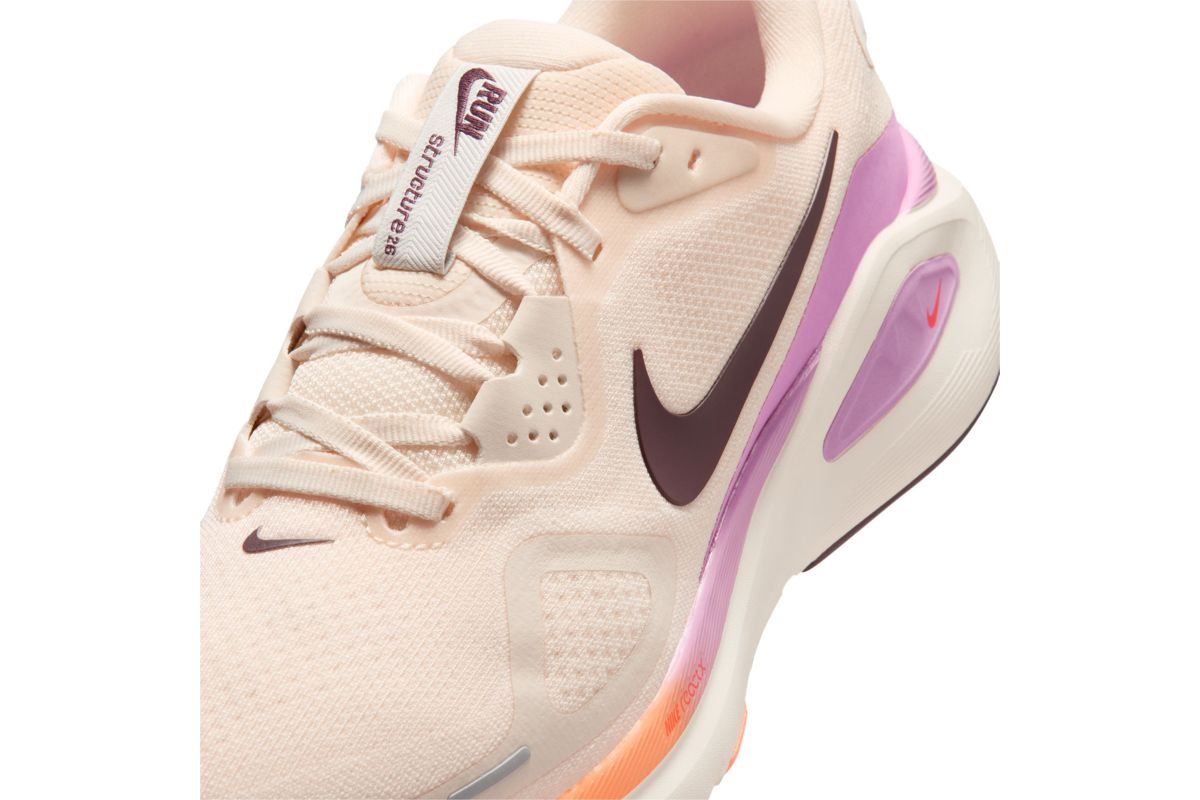 Marathon Sports Nike Women's Structure 26
