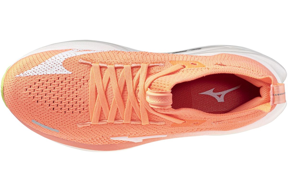 Marathon Sports Women's Mizuno   Neo Vista 3