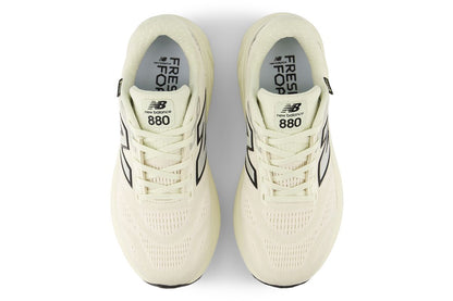 Marathon Sports New Balance Women's Fresh Foam X 880 v15 GTX