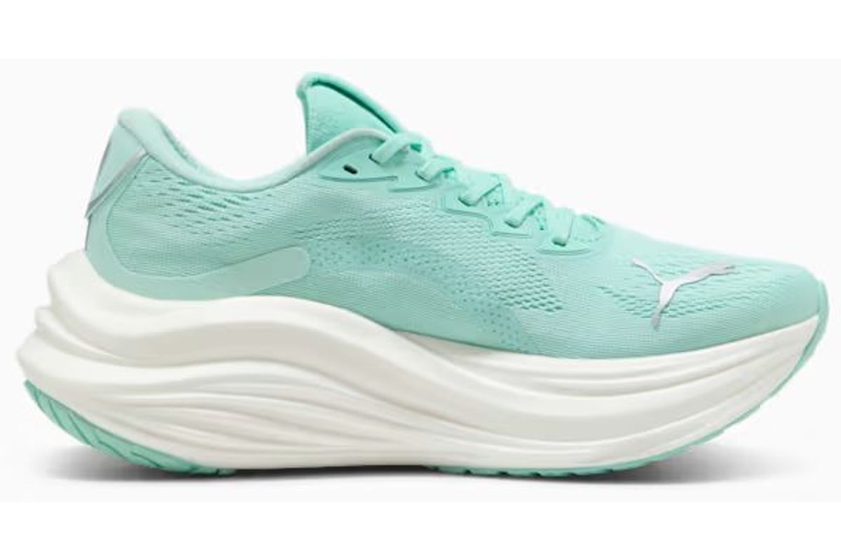 Marathon Sports Puma Women's MagMax Nitro
