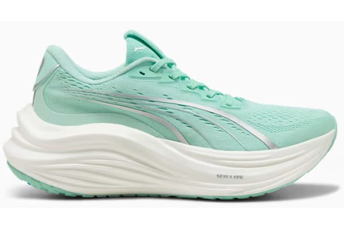 Marathon Sports Puma Women's MagMax Nitro