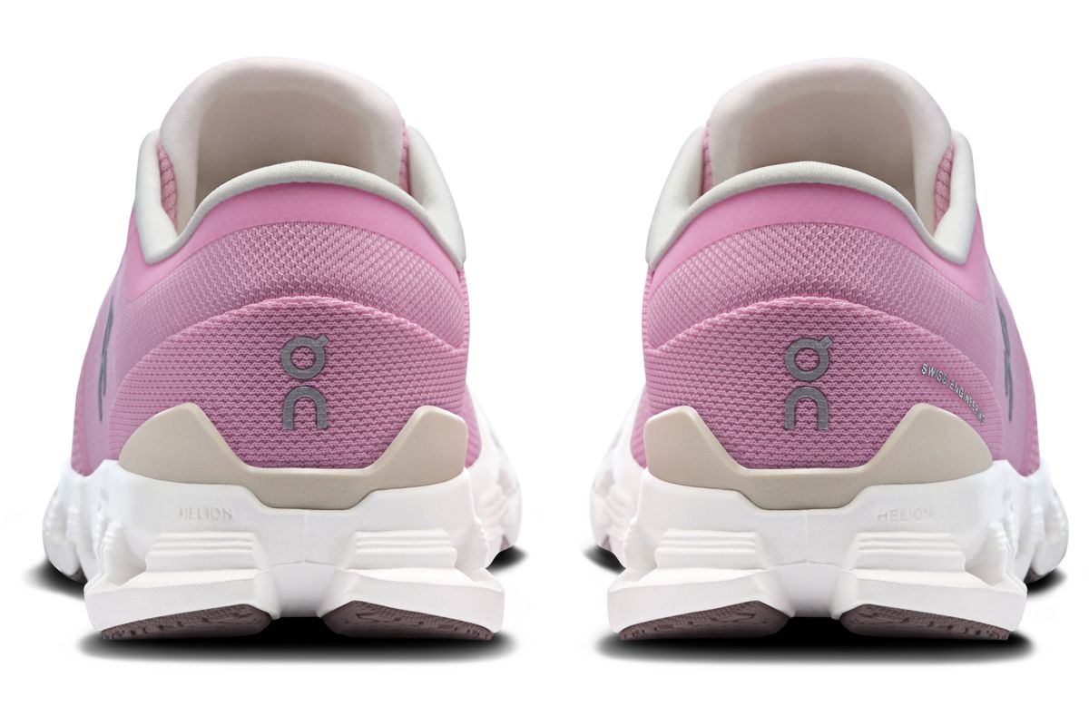 Marathon Sports On Running Women's Cloud X 4