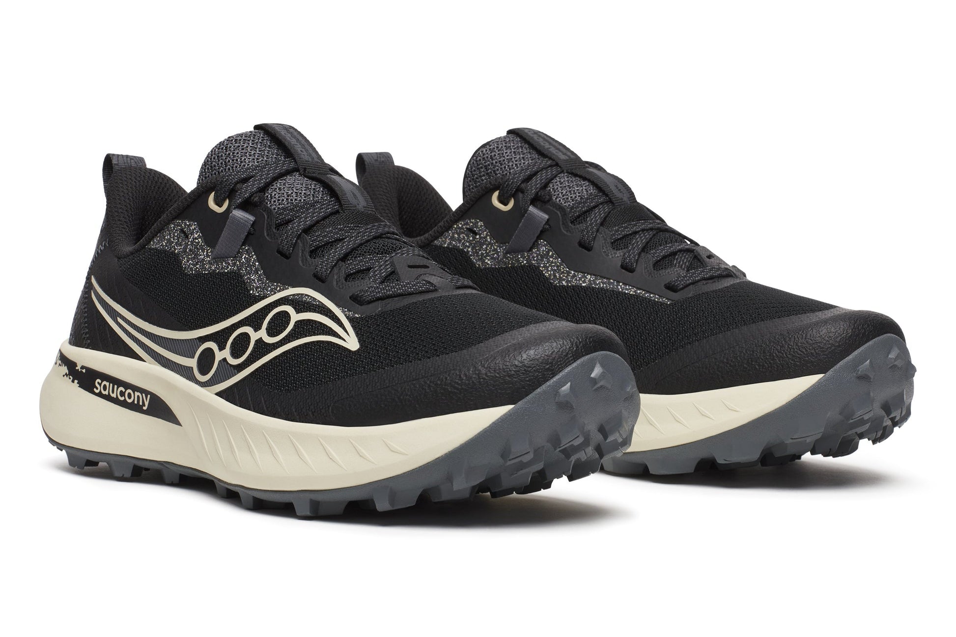 Marathon Sports Saucony Women's Peregrine 15