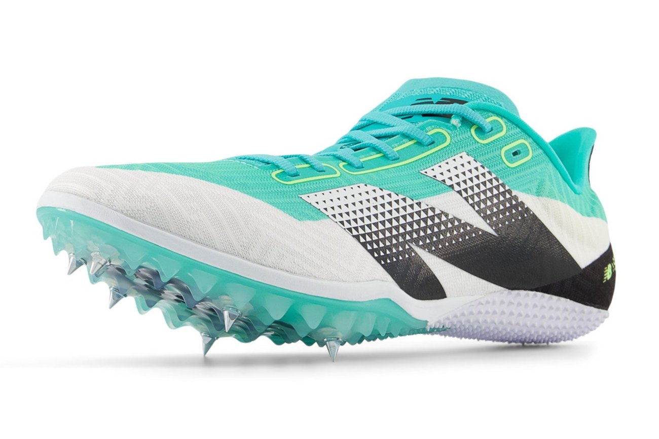 Marathon Sports Women's New Balance SD100 v5