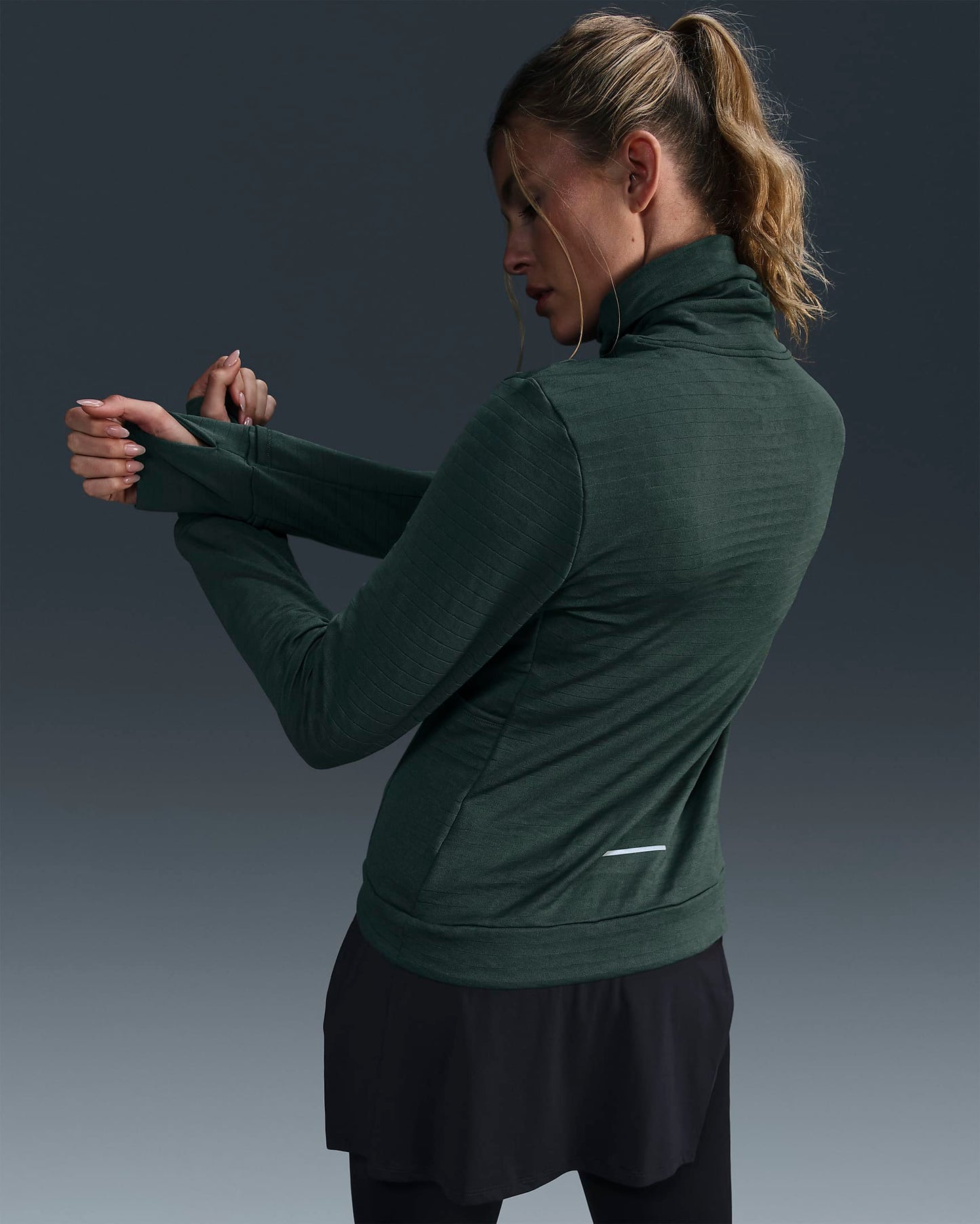 Marathon Sports Nike Women's Therma-FIT Swift Element Turtleneck