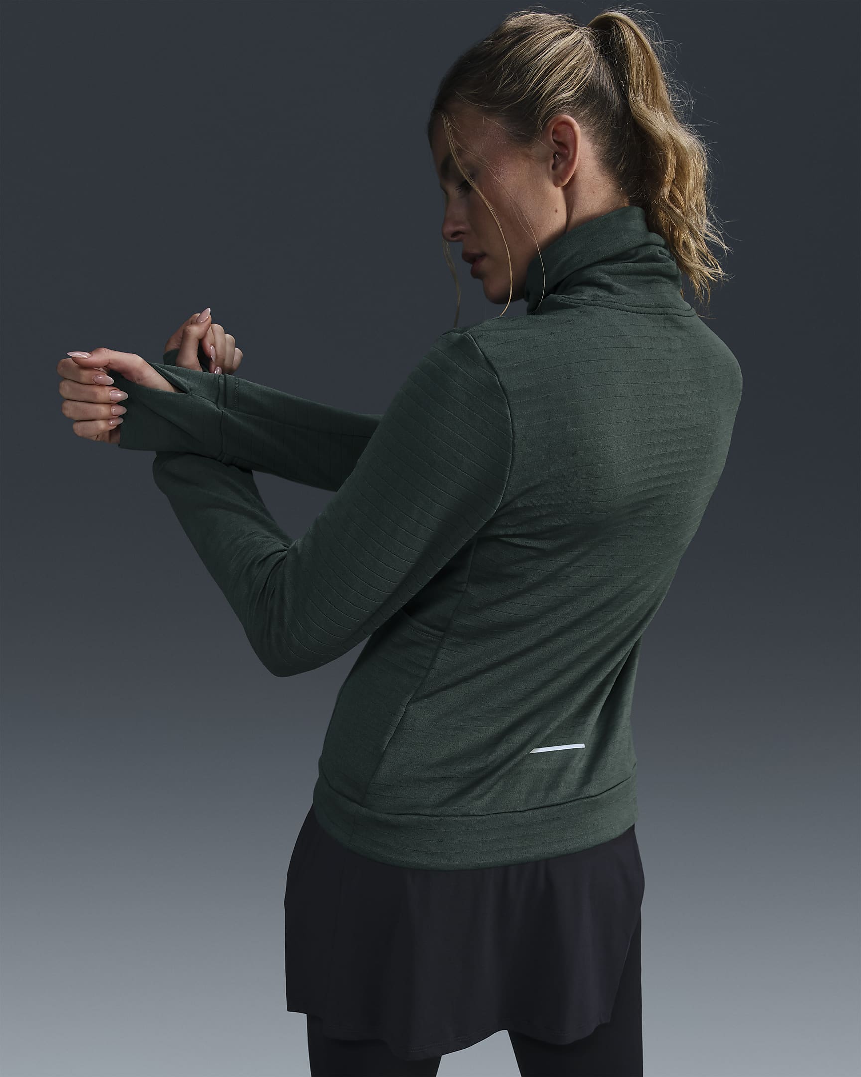 Marathon Sports Nike Women's Therma-FIT Swift Element Turtleneck