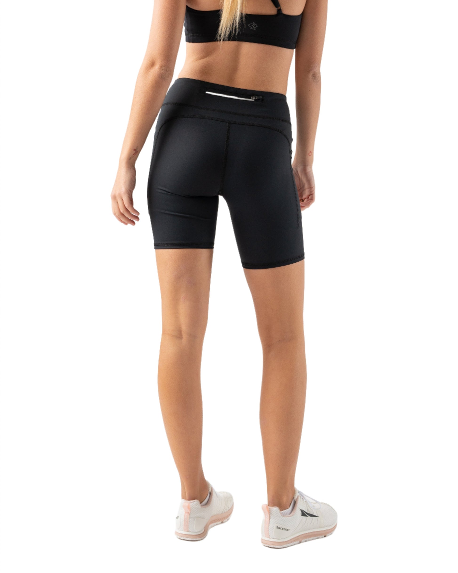 Marathon Sports Women's rabbit Speed Leggy 7" Short