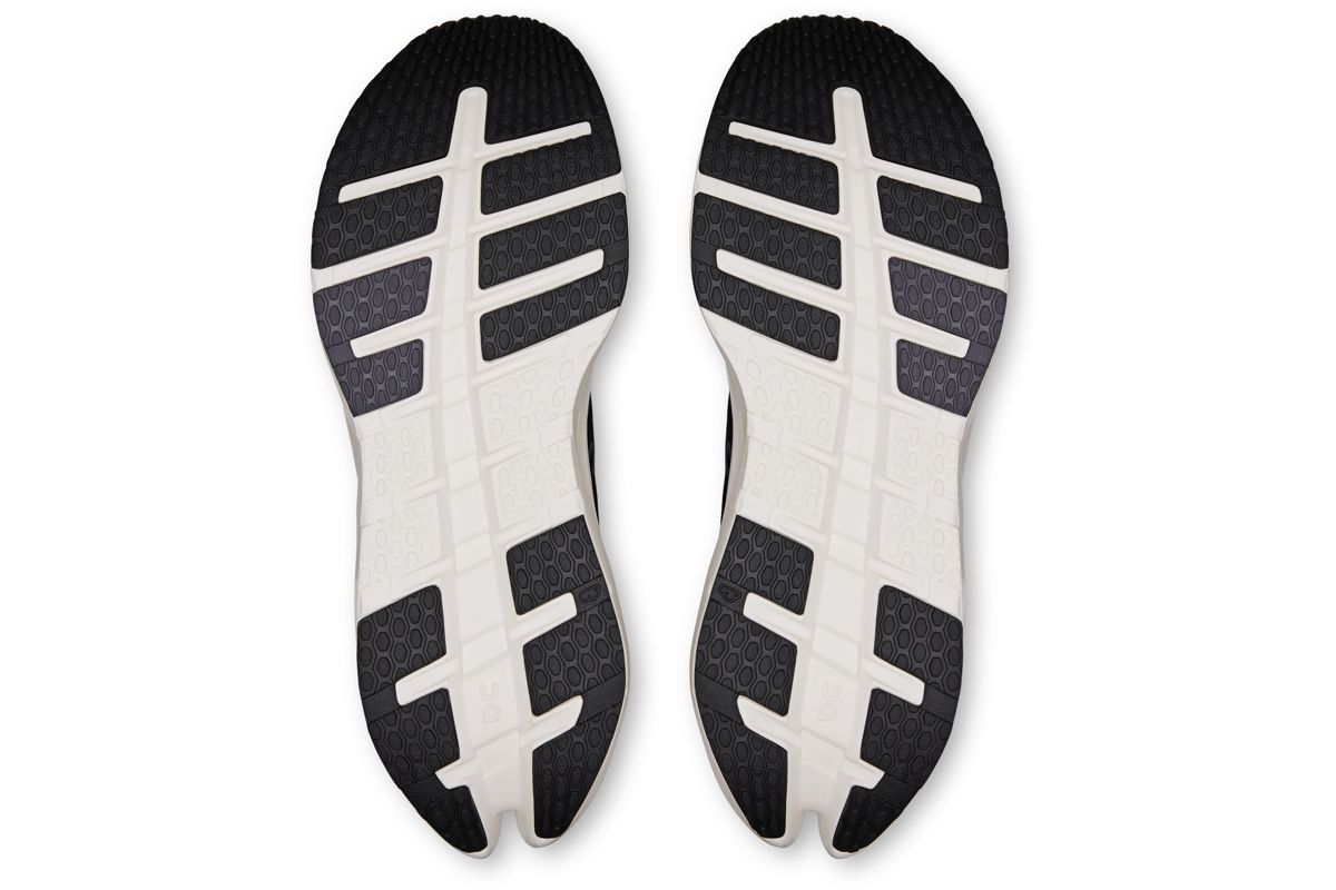 Marathon Sports On Running Men's Cloudrunner 3