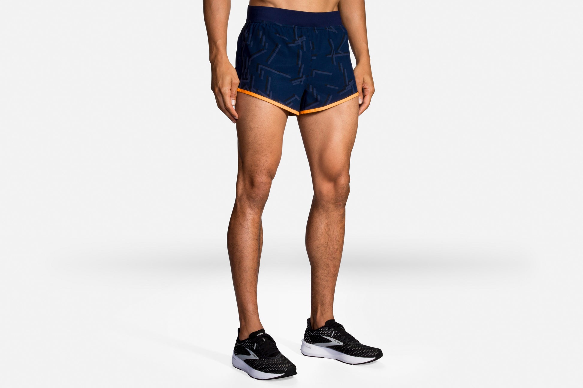 Marathon Sports Men's Brooks   Sherpa 3" Split Short